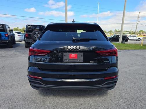 2023 Audi Q3 45 S line Premium Plus