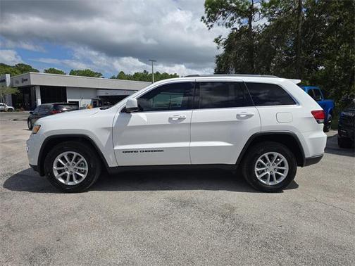 2021 Jeep Grand Cherokee Laredo