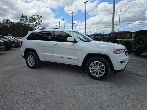 2021 Jeep Grand Cherokee Laredo