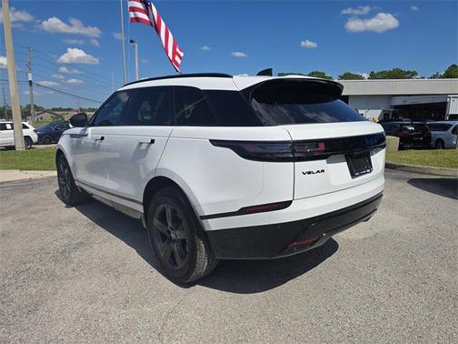 2025 Land Rover Range Rover Velar P250 SE R-Dynamic