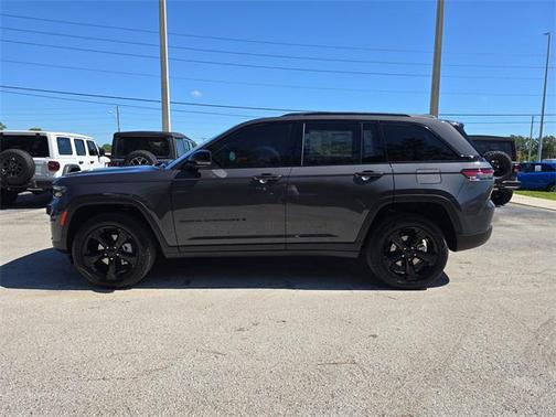 2025 Jeep Grand Cherokee Limited X
