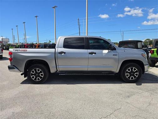 2018 Toyota Tundra SR5