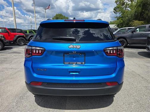 2025 Jeep Compass Latitude