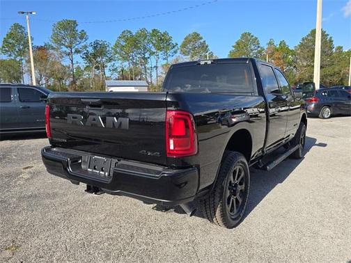 2025 RAM 2500 Big Horn Crew Cab 4x4 6'4' Box