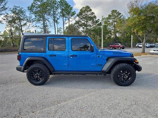 2022 Jeep Wrangler Unlimited Sport