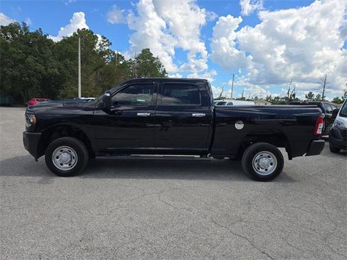 2024 RAM 2500 Tradesman Crew Cab 4x4 6'4' Box