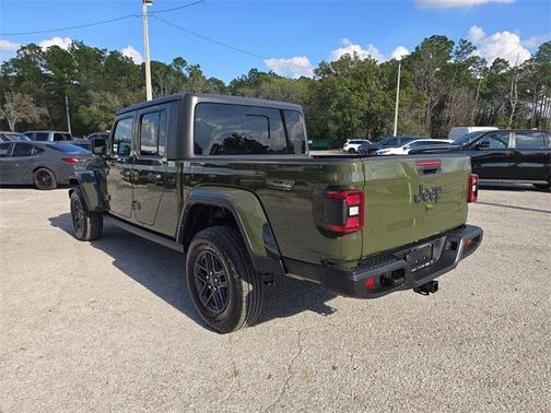 2024 Jeep Gladiator Willys
