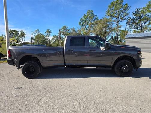 2026 RAM 3500 Tradesman Crew Cab 4x4 8' Box