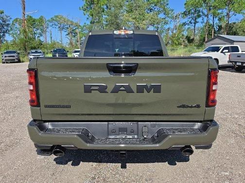TANK 2027 RAM 1500 Big Horn/Lone Star