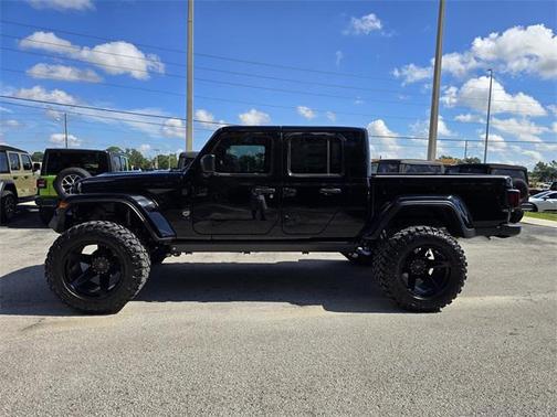 2025 Jeep Gladiator Sport S