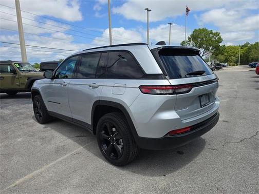 2025 Jeep Grand Cherokee Limited X