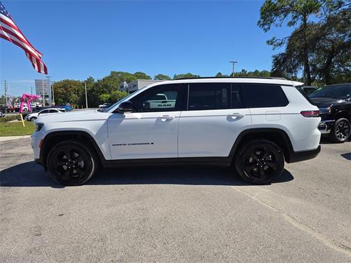 2023 Jeep Grand Cherokee L Altitude