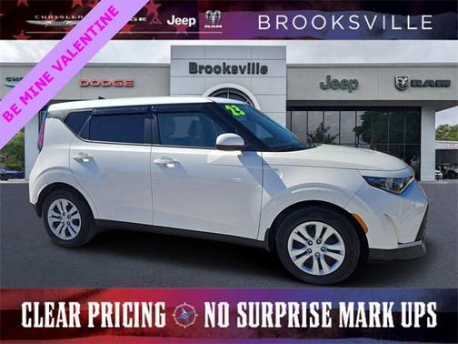 2023 Kia Soul LX