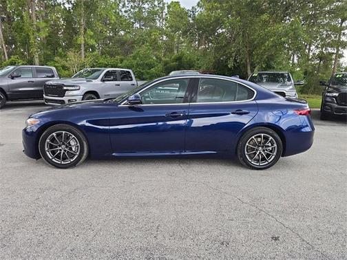 2019 Alfa Romeo Giulia Base