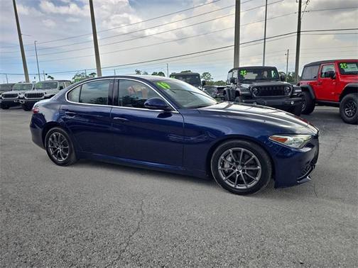 2019 Alfa Romeo Giulia Base