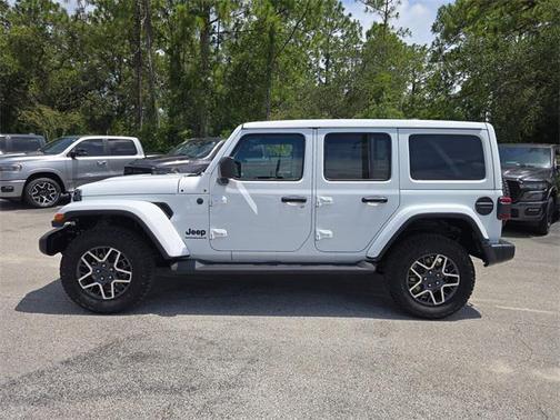 2025 Jeep Wrangler 4-Door Sahara 4x4