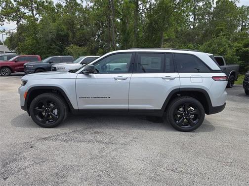 2025 Jeep Grand Cherokee Limited X