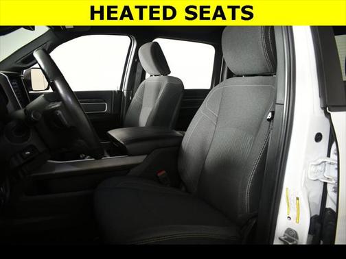 2020 RAM 2500 Big Horn Crew Cab 4X4 6'4' Box