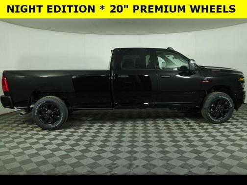 2026 RAM 3500 Big Horn Crew Cab 4x4 8' Box
