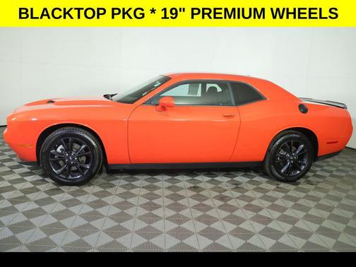 2023 Dodge Challenger SXT