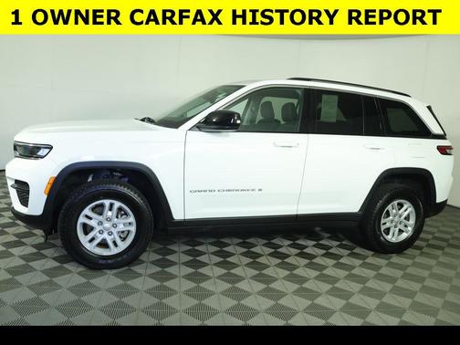 2023 Jeep Grand Cherokee Laredo