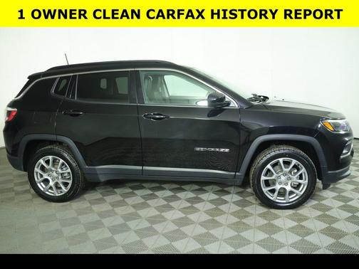 2022 Jeep Compass Latitude Lux