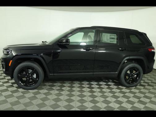 2025 Jeep Grand Cherokee Altitude