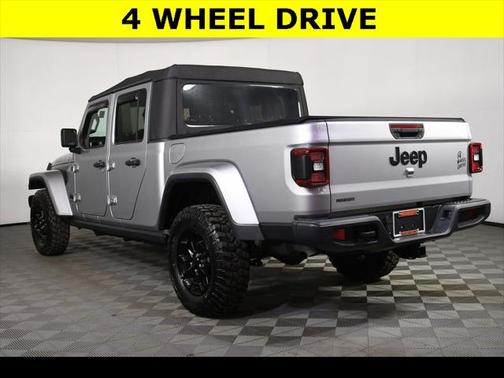 2021 Jeep Gladiator Willys 4x4