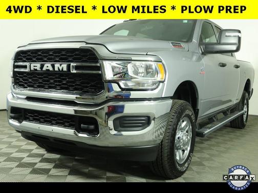 2024 RAM 2500 Tradesman Crew Cab 4x4 6'4' Box