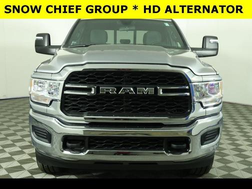 2024 RAM 2500 Tradesman Crew Cab 4x4 6'4' Box