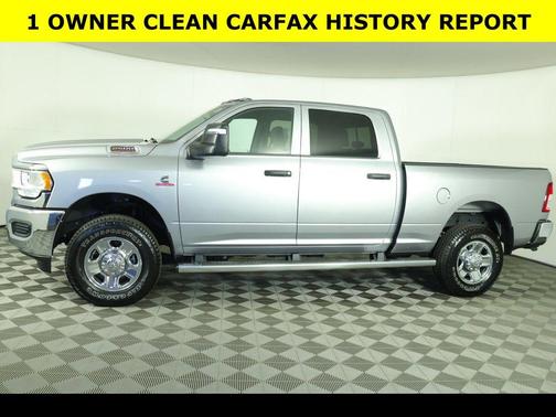 2024 RAM 2500 Tradesman Crew Cab 4x4 6'4' Box