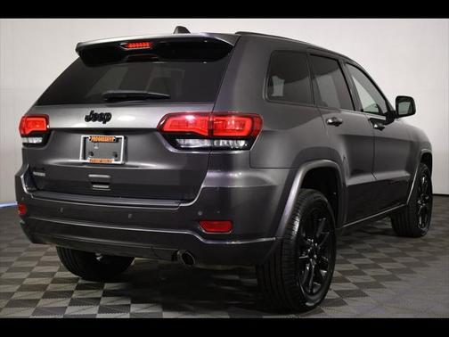2021 Jeep Grand Cherokee Laredo