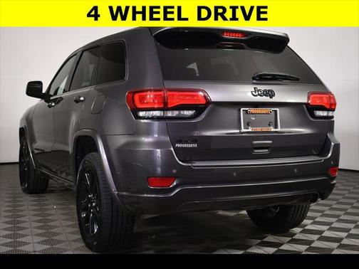 2021 Jeep Grand Cherokee Laredo