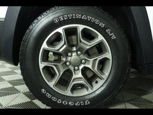 2021 Jeep Cherokee Trailhawk