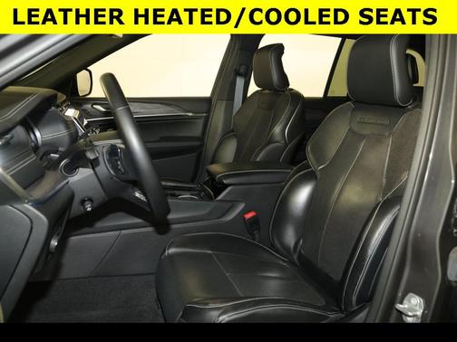 2022 Jeep Grand Cherokee Overland