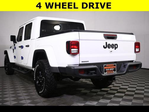 2022 Jeep Gladiator Willys 4x4