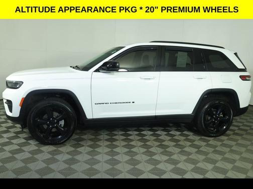 2023 Jeep Grand Cherokee Altitude
