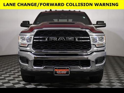 2021 RAM 2500 Tradesman Crew Cab 4x4 6'4' Box