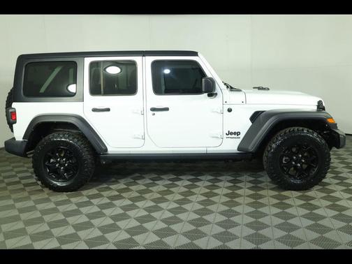 2022 Jeep Wrangler Willys