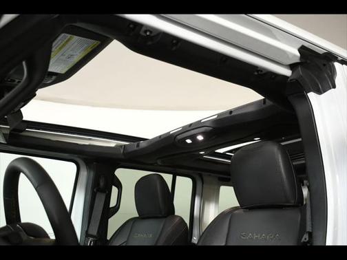 2024 Jeep Wrangler 4-Door Sahara 4x4