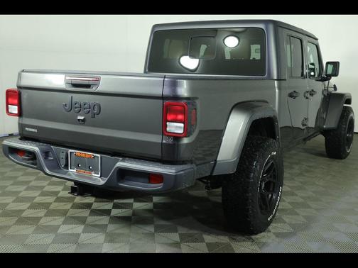2022 Jeep Gladiator Sport S