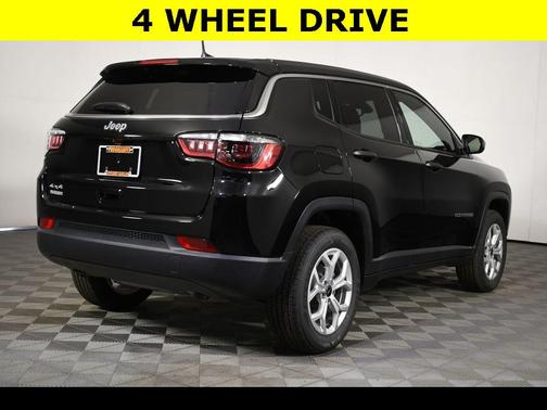 2025 Jeep Compass Sport