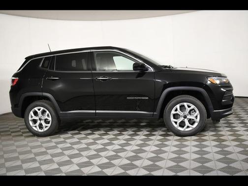 2025 Jeep Compass Sport