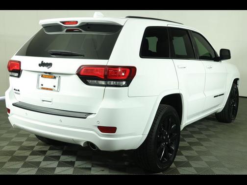 2021 Jeep Grand Cherokee Laredo