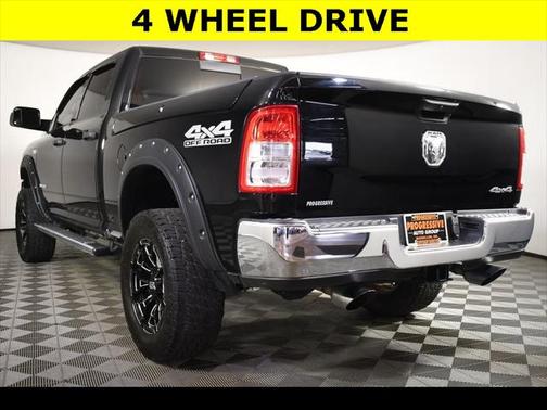 2022 RAM 2500 Tradesman Crew Cab 4x4 6'4' Box