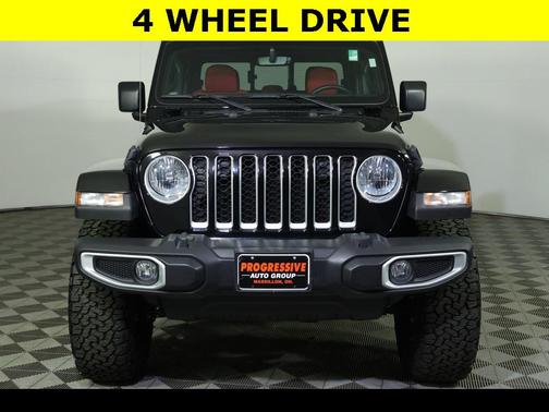 2022 Jeep Gladiator Overland