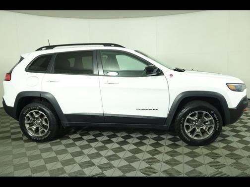 2022 Jeep Cherokee Trailhawk