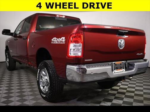 2021 RAM 2500 Tradesman Crew Cab 4x4 6'4' Box