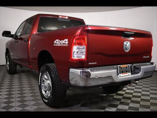 2021 RAM 2500 Tradesman Crew Cab 4x4 6'4' Box