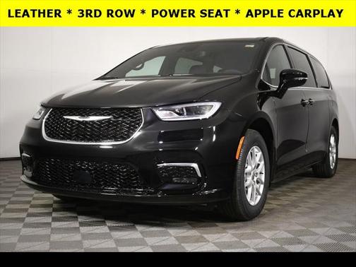 2025 Chrysler Pacifica L